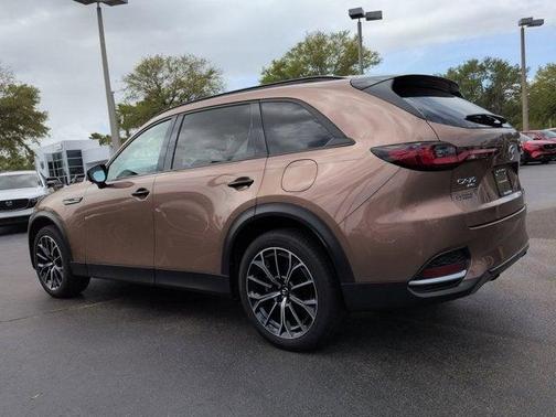 Melting Copper Metallic 2025 Mazda CX-70 PR