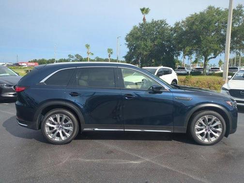 2024 Mazda CX-90 Premium Plus