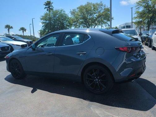 2025 Mazda Mazda3 Carbon Edition