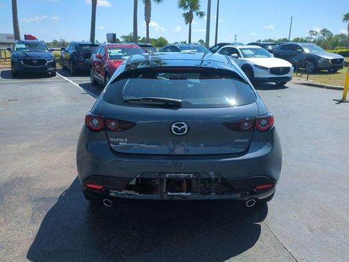 2025 Mazda Mazda3 Carbon Edition