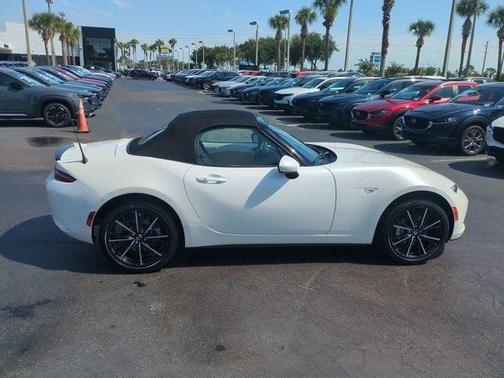 2025 Mazda MX-5 Miata Grand Touring