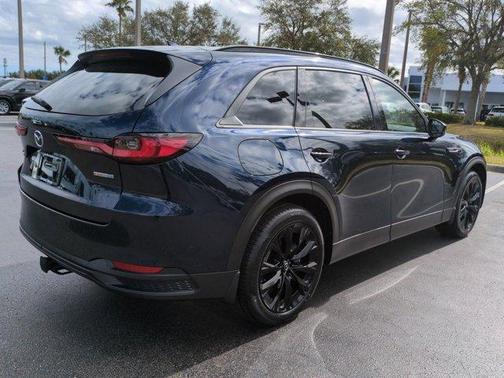 2025 Mazda CX-90 Premium