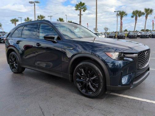 2025 Mazda CX-90 Premium
