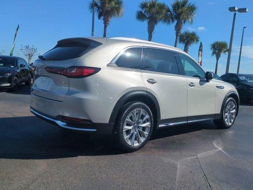 2026 Mazda CX-90 Premium Plus