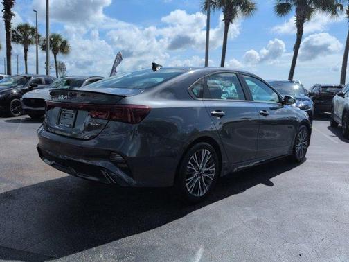 Gravity Gray 2022 Kia Forte GT-Line