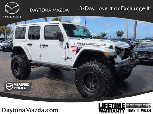 Bright White Clearcoat 2023 Jeep Wrangler Rubicon