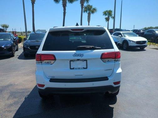 2022 Jeep Grand Cherokee WK Laredo