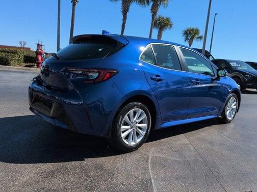 2023 Toyota Corolla Hatchback SE