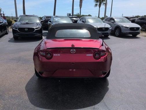 Soul Red Crystal Metallic 2026 Mazda MX-5 Miata Club