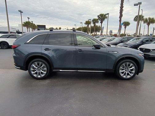 2026 Mazda CX-90 Premium Plus