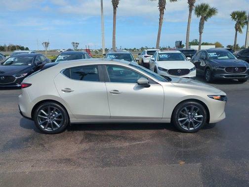 2025 Mazda Mazda3 FWD w/Preferred Package