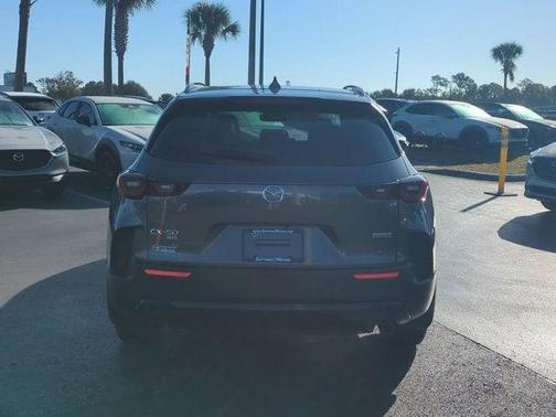 2026 Mazda CX-50 Premium