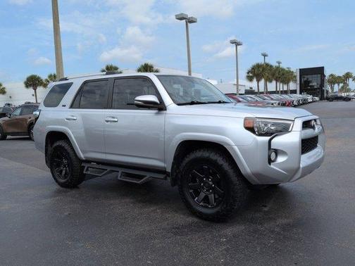 Classic Silver Metallic 2019 Toyota 4Runner SR5 Premium