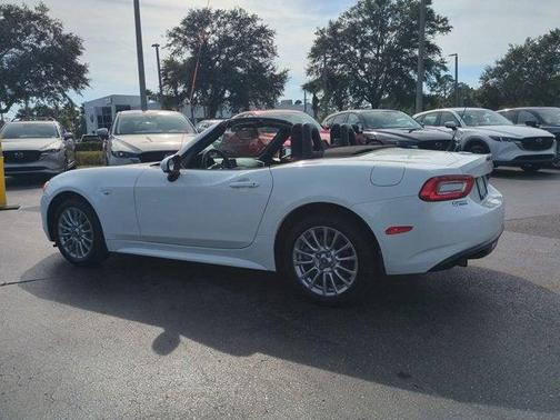 2018 FIAT 124 Spider Classica