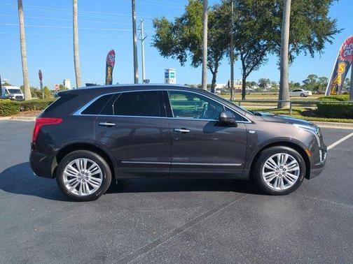 2017 Cadillac XT5 Premium Luxury