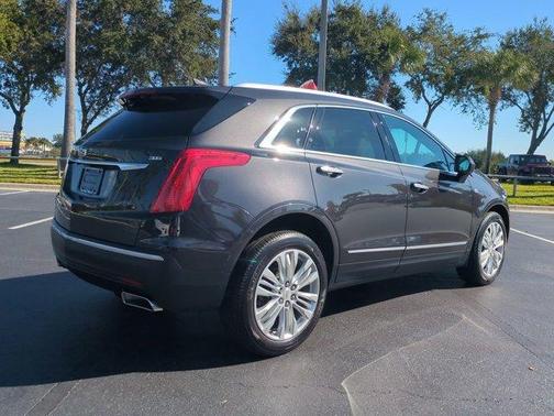 2017 Cadillac XT5 Premium Luxury