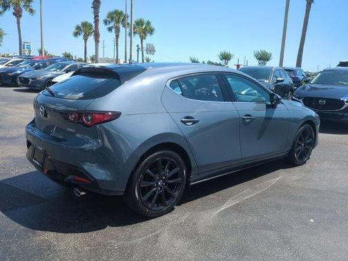 2025 Mazda Mazda3 FWD w/Premium Package