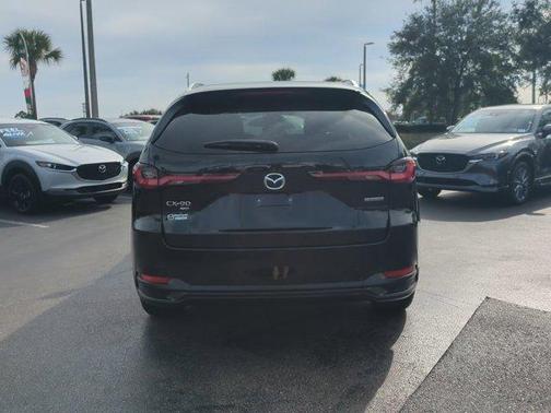 2026 Mazda CX-90 SE