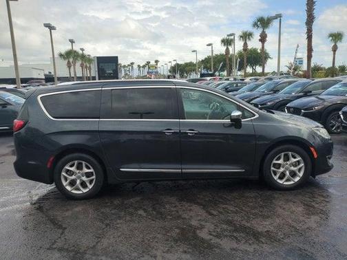 2020 Chrysler Pacifica Limited