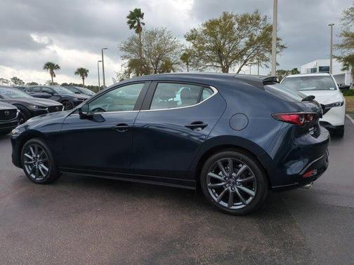 2025 Mazda Mazda3 FWD w/Preferred Package