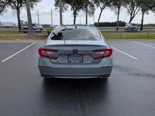 Pearl 2022 Honda Accord Touring 2.0T