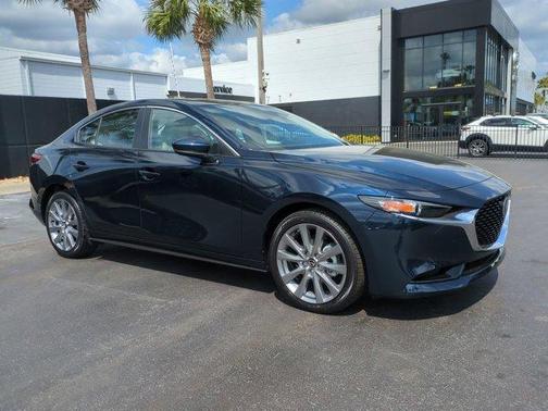 2025 Mazda Mazda3 FWD w/Preferred Package