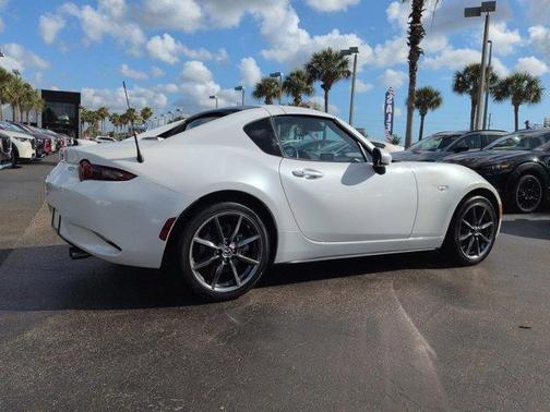 Snowflake White Pearl Mica 2019 Mazda MX-5 Miata RF Grand Touring