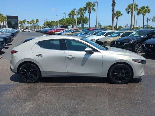 2025 Mazda Mazda3 FWD w/Premium Package