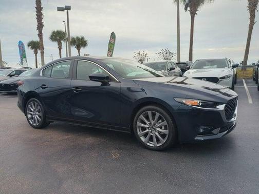 2025 Mazda Mazda3 FWD w/Preferred Package