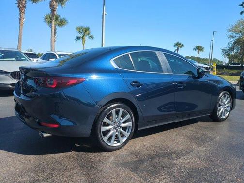 2025 Mazda Mazda3 FWD w/Preferred Package