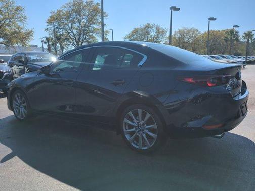 2025 Mazda Mazda3 FWD w/Preferred Package