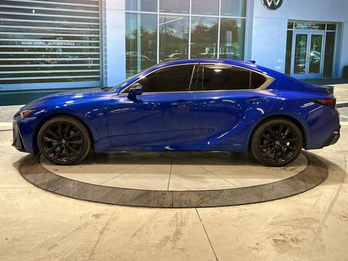 2022 Lexus IS 350 Base