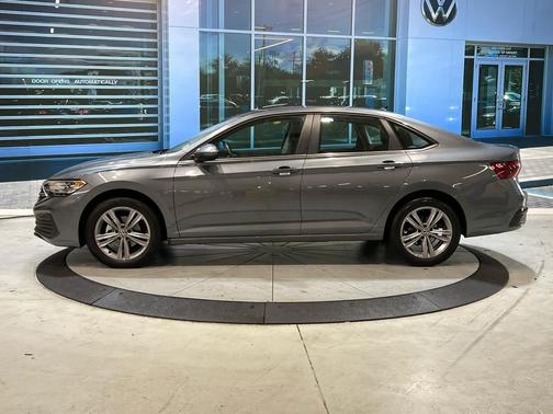 2023 Volkswagen Jetta 1.5T SE