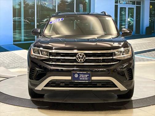 2023 Volkswagen Atlas 2.0T SE w/Technology 4MOTION