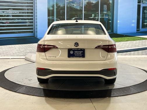 2022 Volkswagen Jetta 1.5T SE
