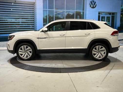 2022 Volkswagen Atlas Cross Sport 3.6L V6 SE w/Technology