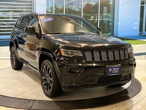 2022 Jeep Grand Cherokee Laredo