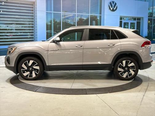 2024 Volkswagen Atlas Cross Sport 2.0T SE w/Technology 4MOTION