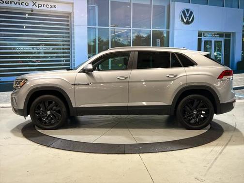 2022 Volkswagen Atlas Cross Sport 3.6L V6 SE w/Technology