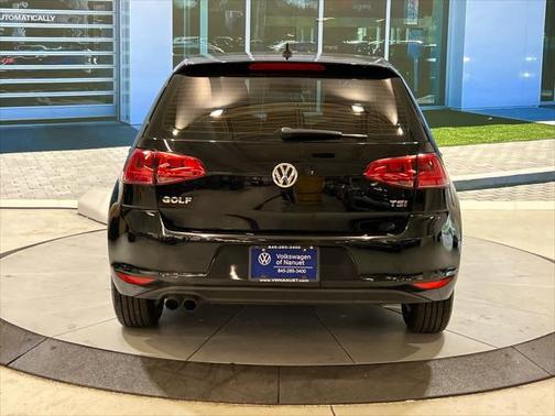 2017 Volkswagen Golf TSI S 4-Door