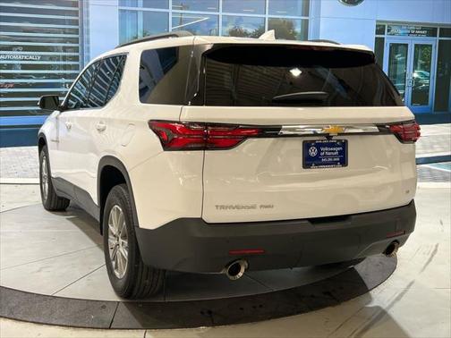 2022 Chevrolet Traverse LT Leather