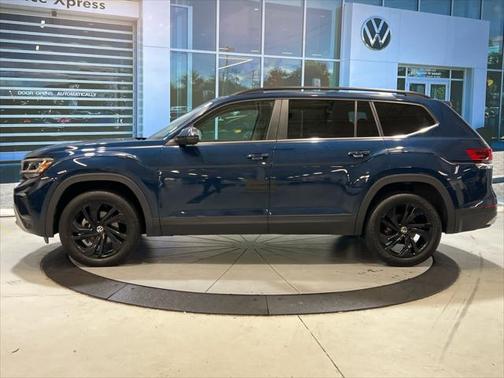 2022 Volkswagen Atlas 2.0T SE w/Technology 4MOTION