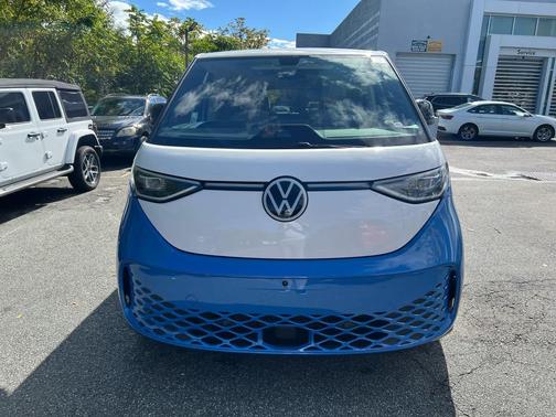 2025 Volkswagen ID. Buzz 1st Edition with 4MOTION