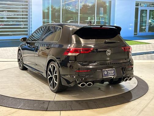 2024 Volkswagen Golf R 2.0T DSG