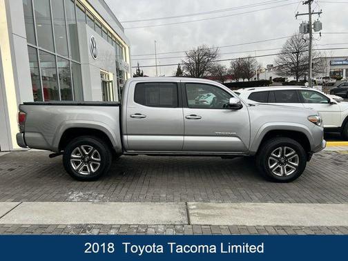 2018 Toyota Tacoma TRD Sport
