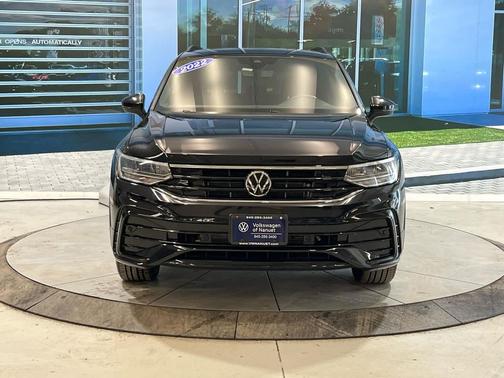 2022 Volkswagen Tiguan 2.0T SE R-Line Black 4MOTION