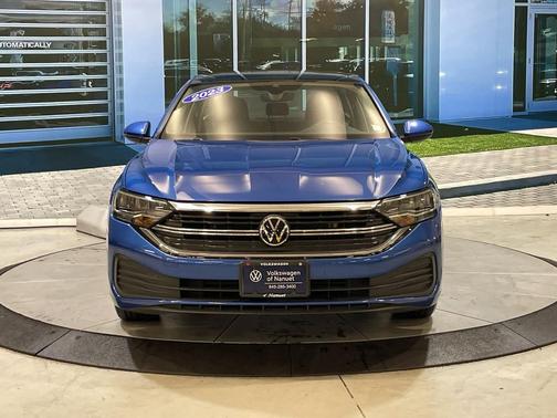 2023 Volkswagen Jetta 1.5T SE