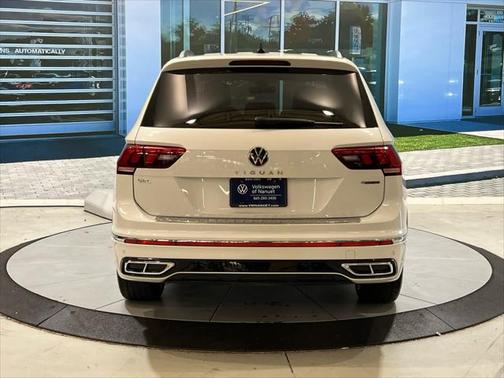 2022 Volkswagen Tiguan 2.0T SEL R-Line 4MOTION