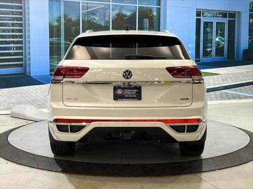 2022 Volkswagen Atlas Cross Sport 3.6L V6 SEL Premium R-Line
