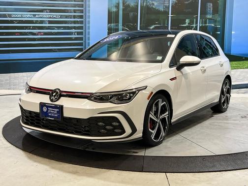 2024 Volkswagen Golf GTI 2.0T SE DSG